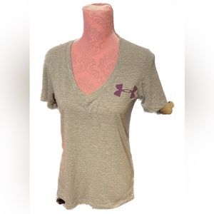 Amazing 💜  Medium  Under Armour  Semi-fitted  Heatgear    “ Doubt Me “  T-shirt